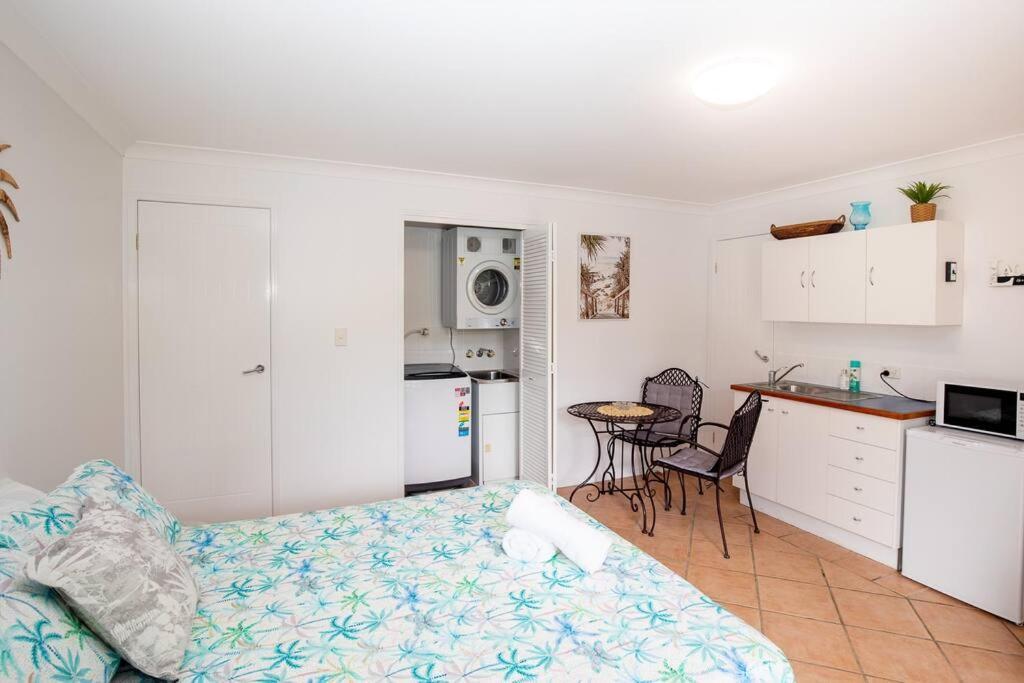 Gorgeous Studio + 100M To Beach + Pool Point Lookout Esterno foto